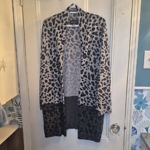 1X Premise Woman Animal Print Cardigan